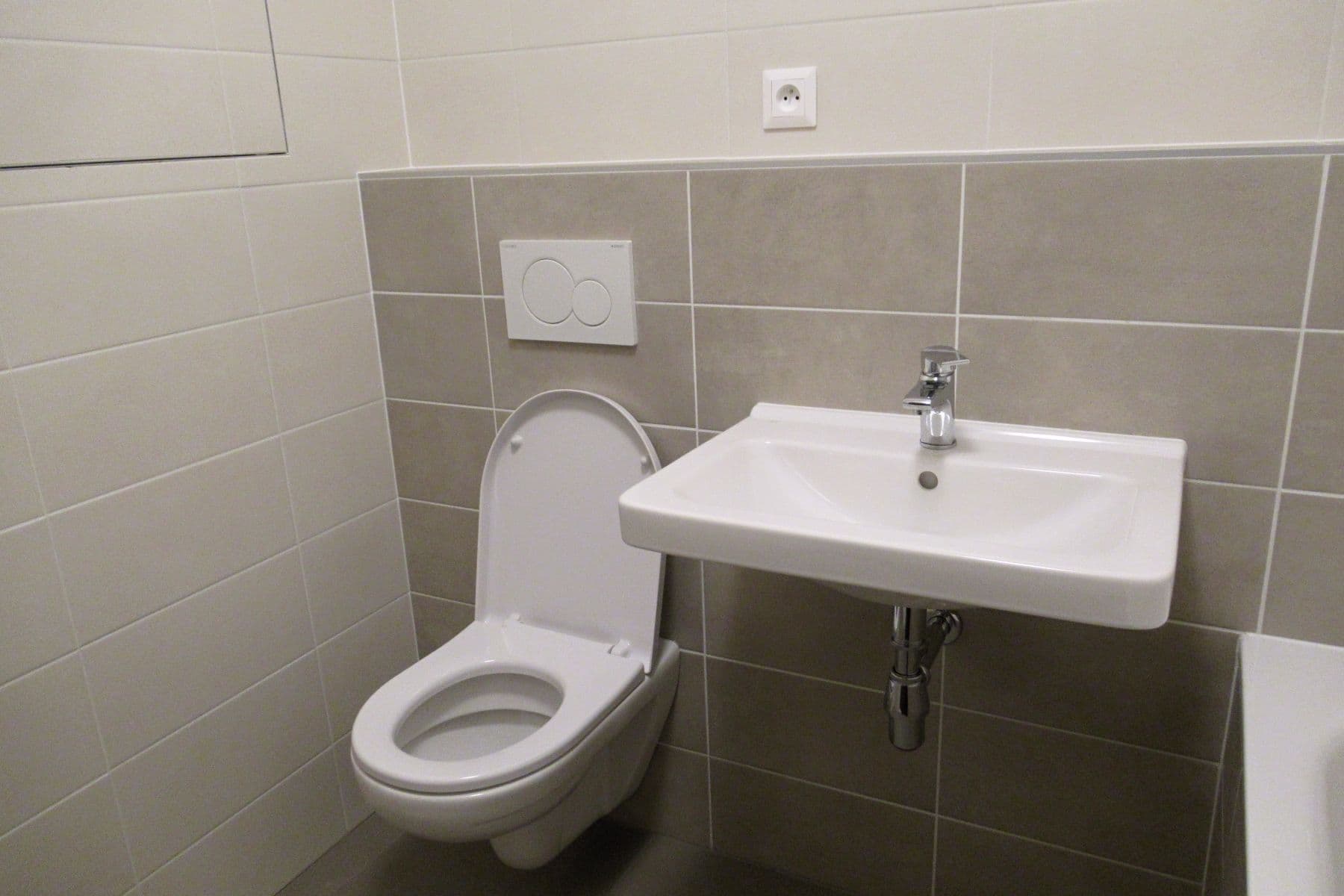 1 bedroom with open-plan kitchen flat to rent, 50 m², Chrudim, Pardubický Region 1 bedroom with open-plan kitchen flat to rent, 50 m², Chrudim, Pardubický Region