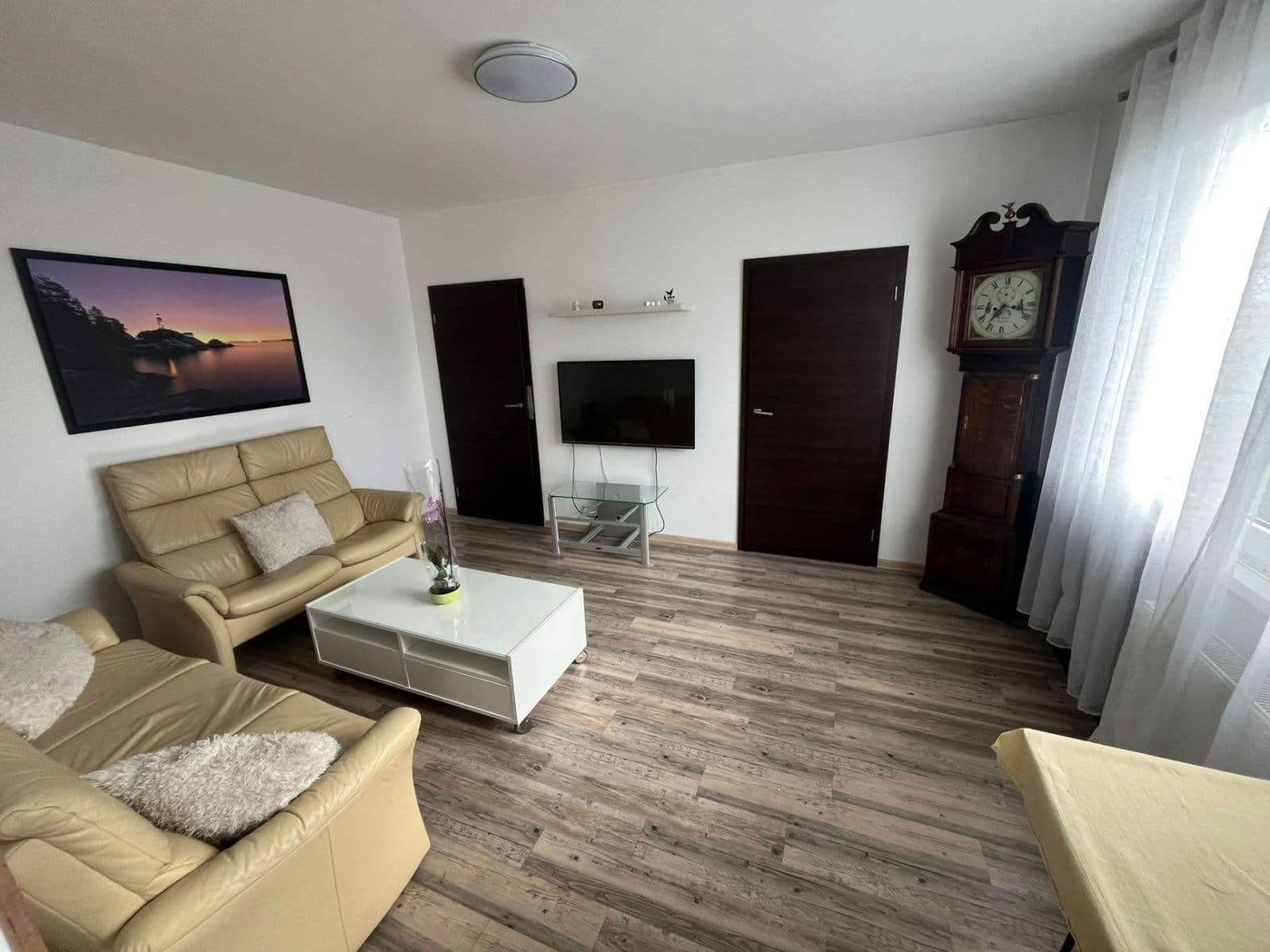 3 bedroom flat to rent, 50 m², Adámkova, Chomutov, Ústecký Region 3 bedroom flat to rent, 50 m², Adámkova, Chomutov, Ústecký Region
