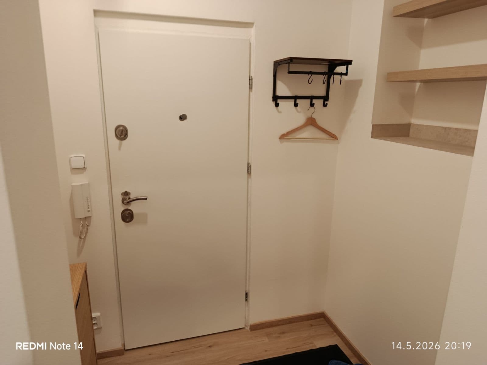 1 bedroom with open-plan kitchen flat to rent, 58 m², Podolská, Prague, Prague 1 bedroom with open-plan kitchen flat to rent, 58 m², Podolská, Prague, Prague