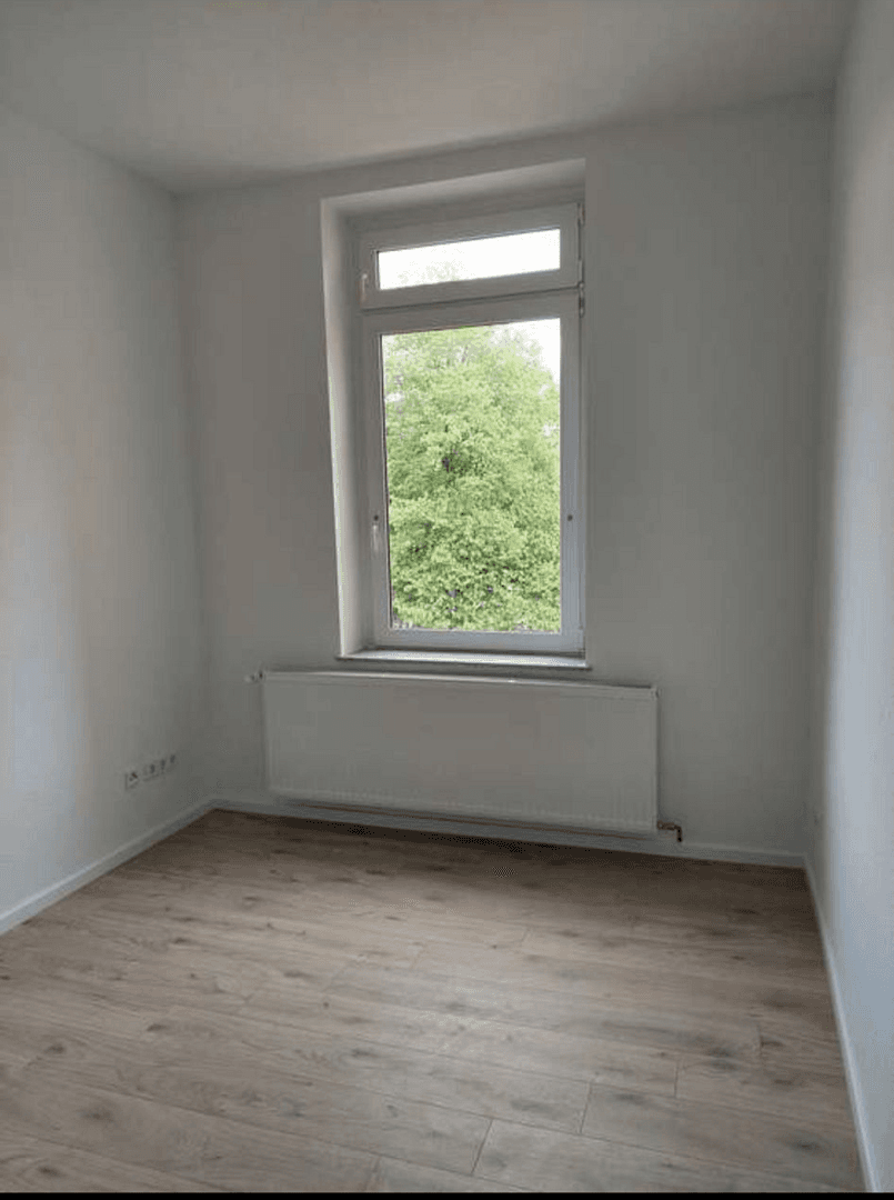 3 bedroom flat to rent, 70 m², Burgstr. 83, Solingen, North Rhine-Westphalia 3 bedroom flat to rent, 70 m², Burgstr. 83, Solingen, North Rhine-Westphalia