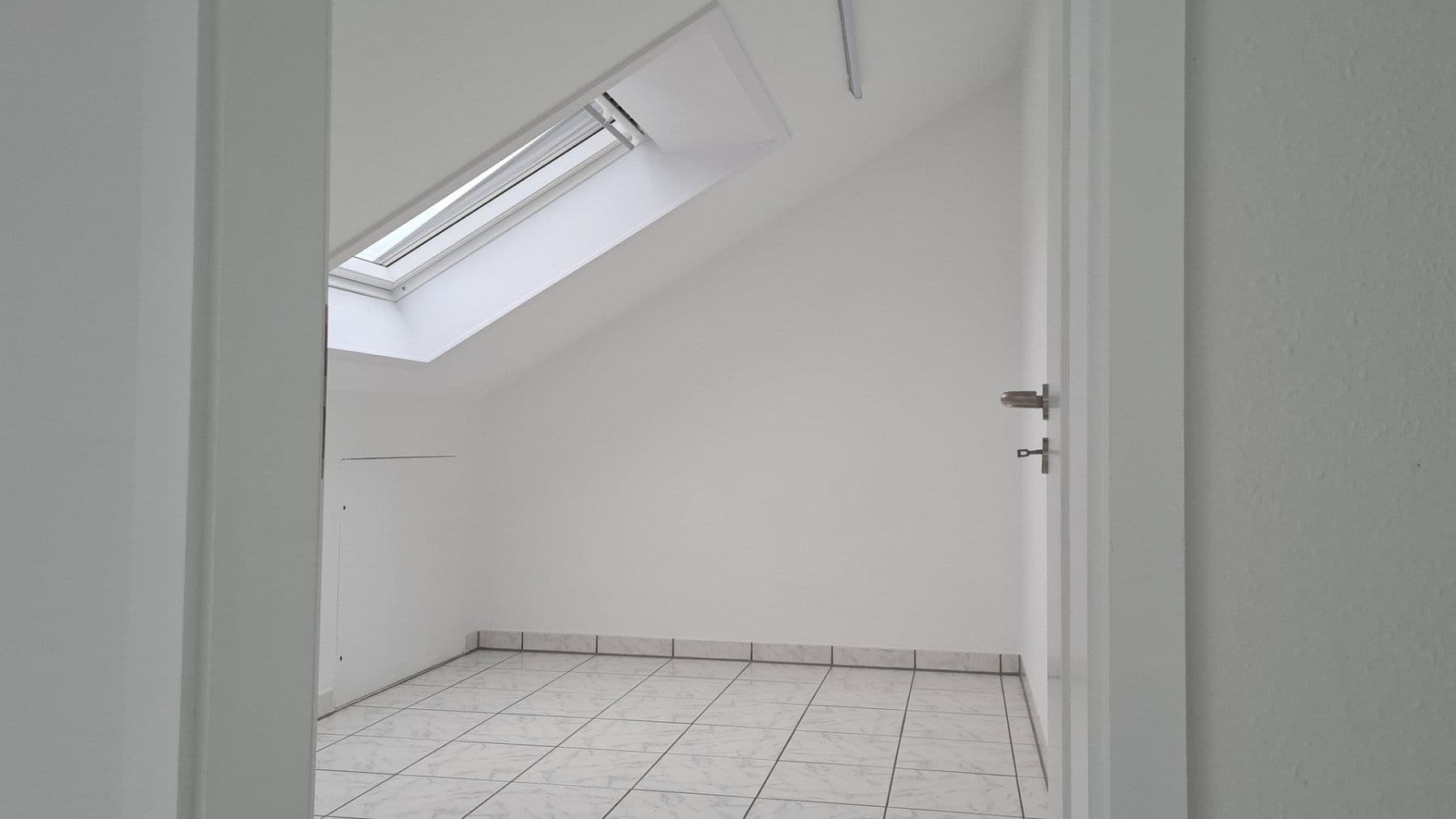 1 bedroom with open-plan kitchen flat to rent, 76 m², Dinslaken, North Rhine-Westphalia 1 bedroom with open-plan kitchen flat to rent, 76 m², Dinslaken, North Rhine-Westphalia