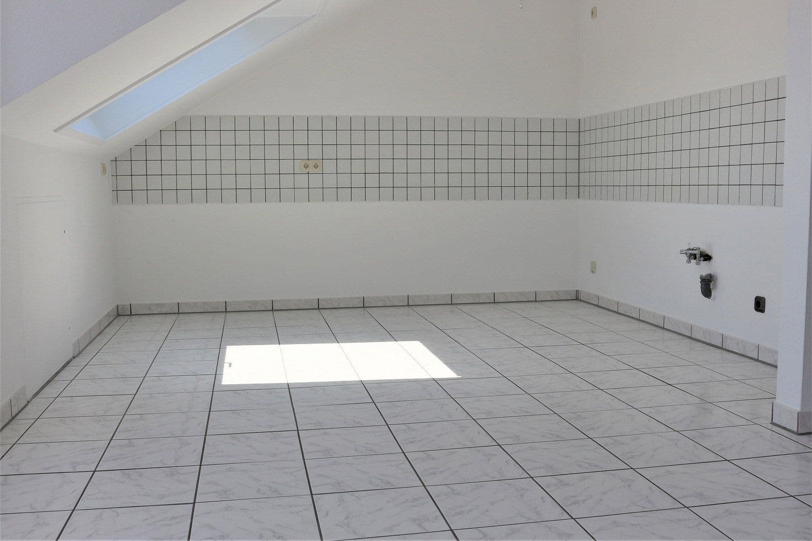 1 bedroom with open-plan kitchen flat to rent, 76 m², Dinslaken, North Rhine-Westphalia 1 bedroom with open-plan kitchen flat to rent, 76 m², Dinslaken, North Rhine-Westphalia