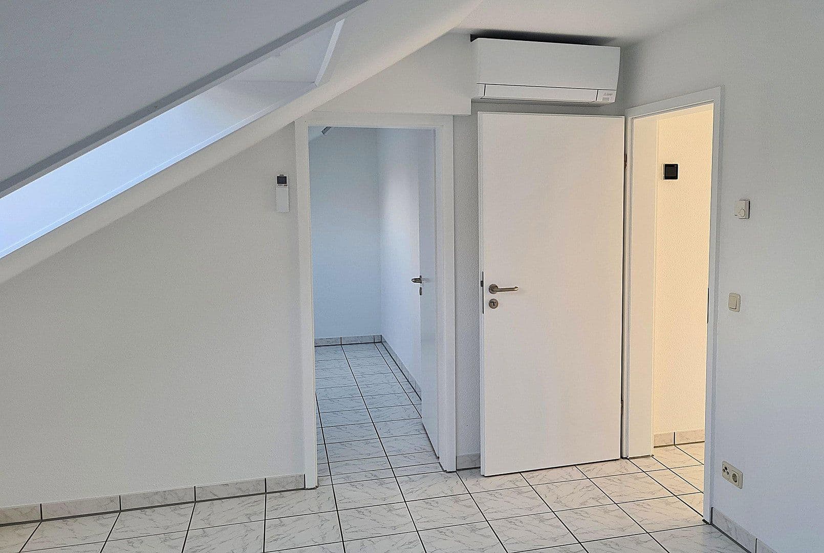 1 bedroom with open-plan kitchen flat to rent, 76 m², Dinslaken, North Rhine-Westphalia 1 bedroom with open-plan kitchen flat to rent, 76 m², Dinslaken, North Rhine-Westphalia
