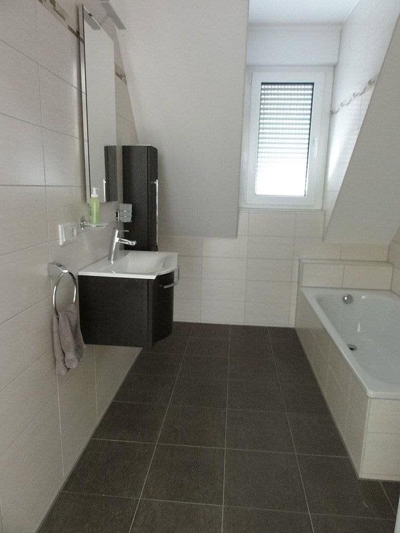 3 bedroom with open-plan kitchen flat for sale, 146 m², Ansbach, Bavaria 3 bedroom with open-plan kitchen flat for sale, 146 m², Ansbach, Bavaria