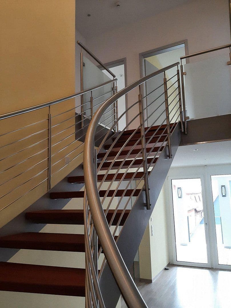 3 bedroom with open-plan kitchen flat for sale, 146 m², Ansbach, Bavaria 3 bedroom with open-plan kitchen flat for sale, 146 m², Ansbach, Bavaria