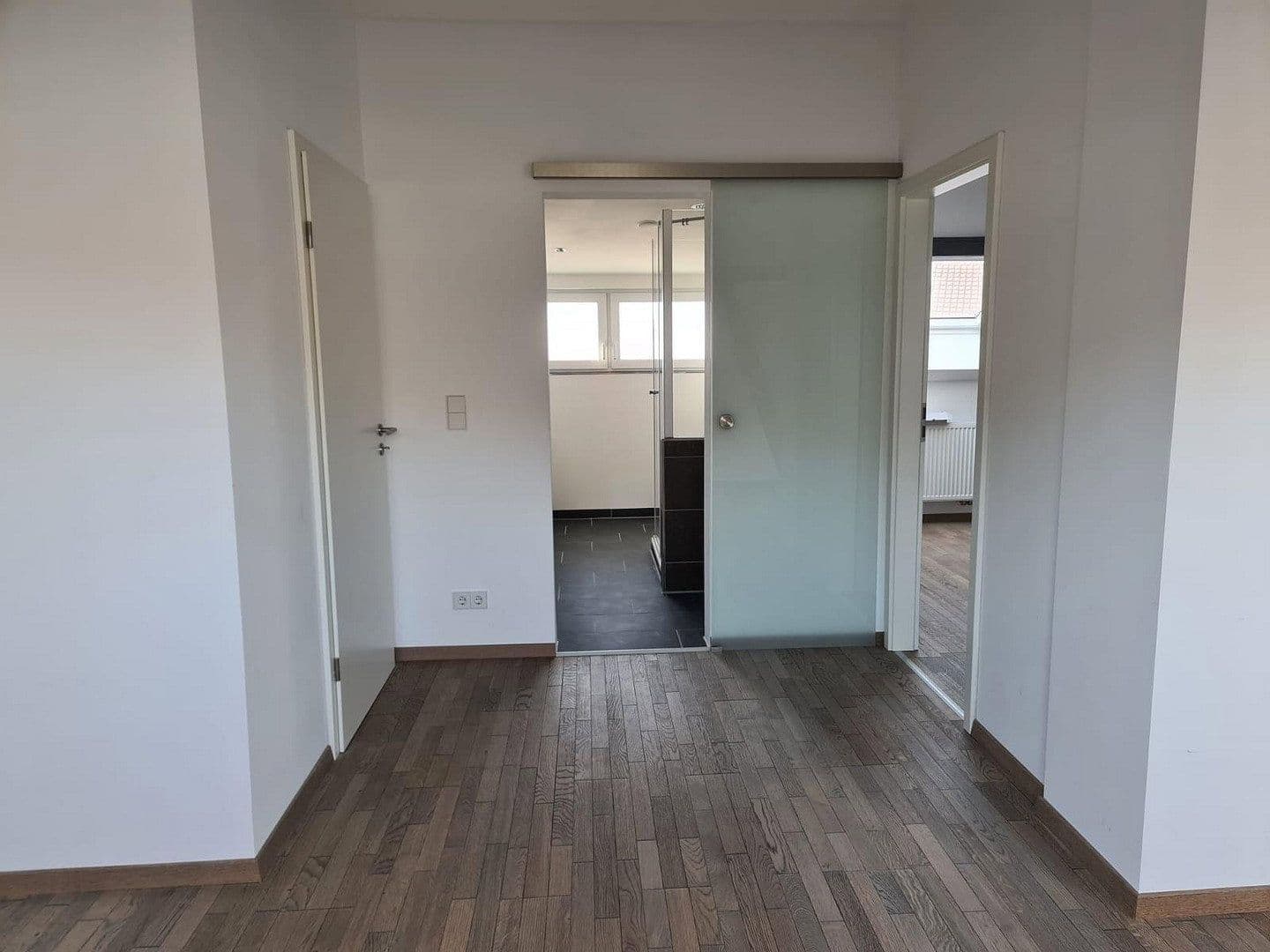 2 bedroom with open-plan kitchen flat to rent, 96 m², Werastraße 135, Stuttgart, Baden-Württemberg 2 bedroom with open-plan kitchen flat to rent, 96 m², Werastraße 135, Stuttgart, Baden-Württemberg