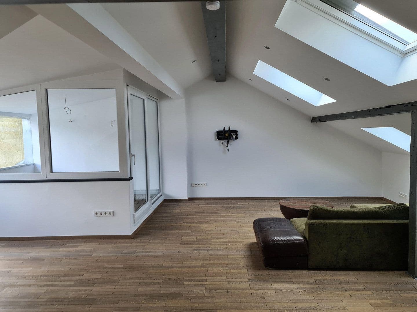 2 bedroom with open-plan kitchen flat to rent, 96 m², Werastraße 135, Stuttgart, Baden-Württemberg 2 bedroom with open-plan kitchen flat to rent, 96 m², Werastraße 135, Stuttgart, Baden-Württemberg