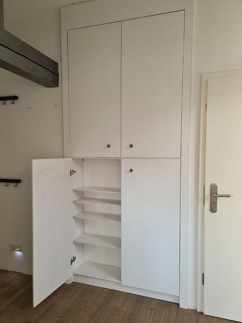 2 bedroom with open-plan kitchen flat to rent, 96 m², Werastraße 135, Stuttgart, Baden-Württemberg 2 bedroom with open-plan kitchen flat to rent, 96 m², Werastraße 135, Stuttgart, Baden-Württemberg