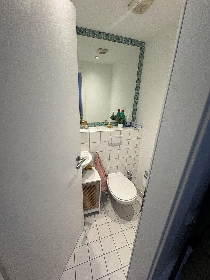 4 bedroom flat to rent, 135 m², Neuss, North Rhine-Westphalia 4 bedroom flat to rent, 135 m², Neuss, North Rhine-Westphalia