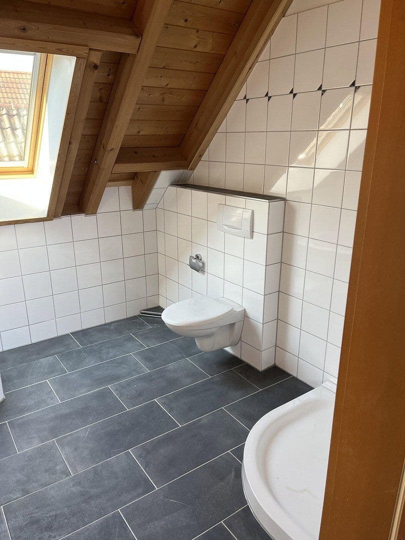 2 bedroom flat to rent, 125 m², Ehrenkirchen, Baden-Württemberg 2 bedroom flat to rent, 125 m², Ehrenkirchen, Baden-Württemberg