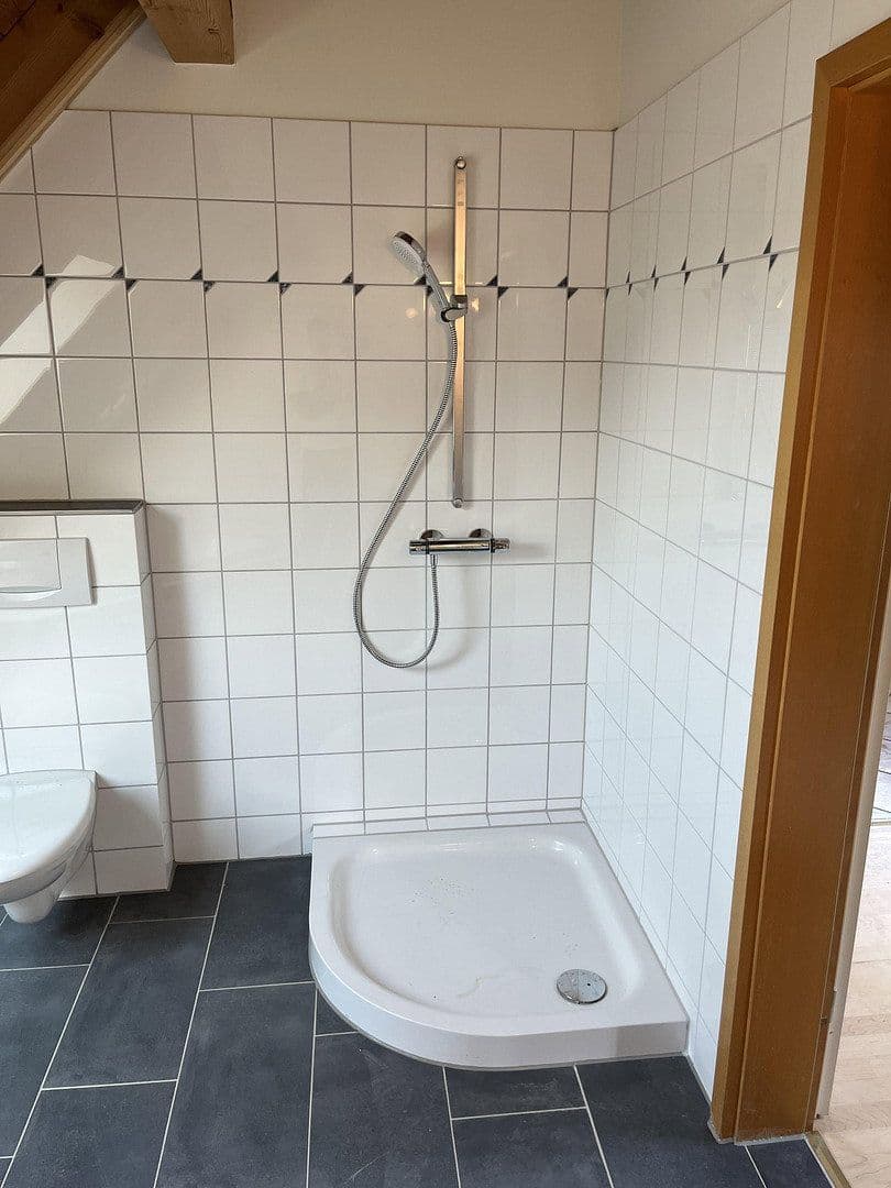 2 bedroom flat to rent, 125 m², Ehrenkirchen, Baden-Württemberg 2 bedroom flat to rent, 125 m², Ehrenkirchen, Baden-Württemberg