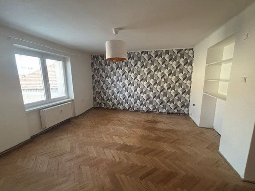 2 bedroom flat to rent, 62 m², Revoluční, Odolena Voda, Středočeský Region 2 bedroom flat to rent, 62 m², Revoluční, Odolena Voda, Středočeský Region