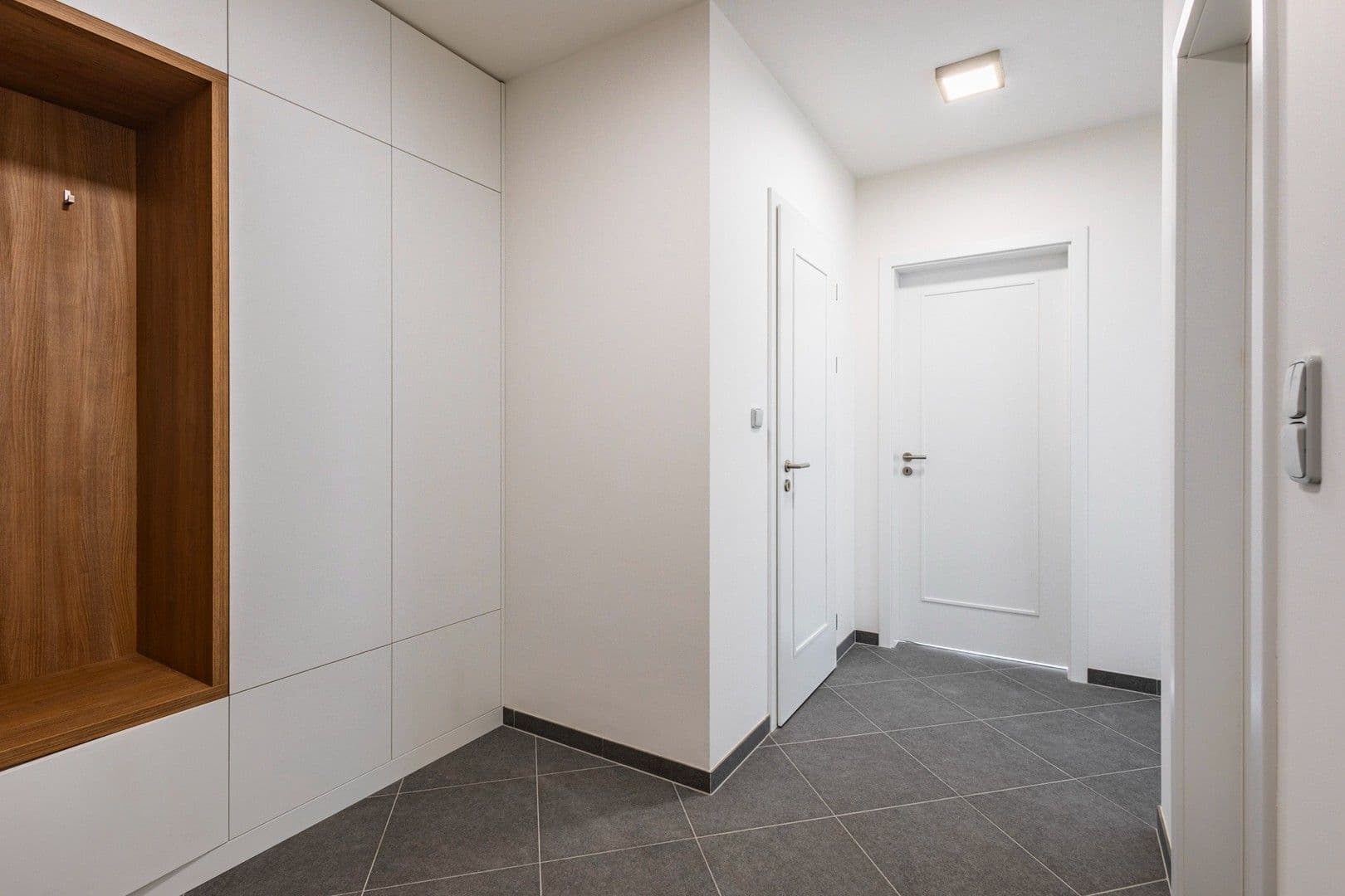 1 bedroom with open-plan kitchen flat to rent, 58 m², Stočesova, Prague, Prague 1 bedroom with open-plan kitchen flat to rent, 58 m², Stočesova, Prague, Prague