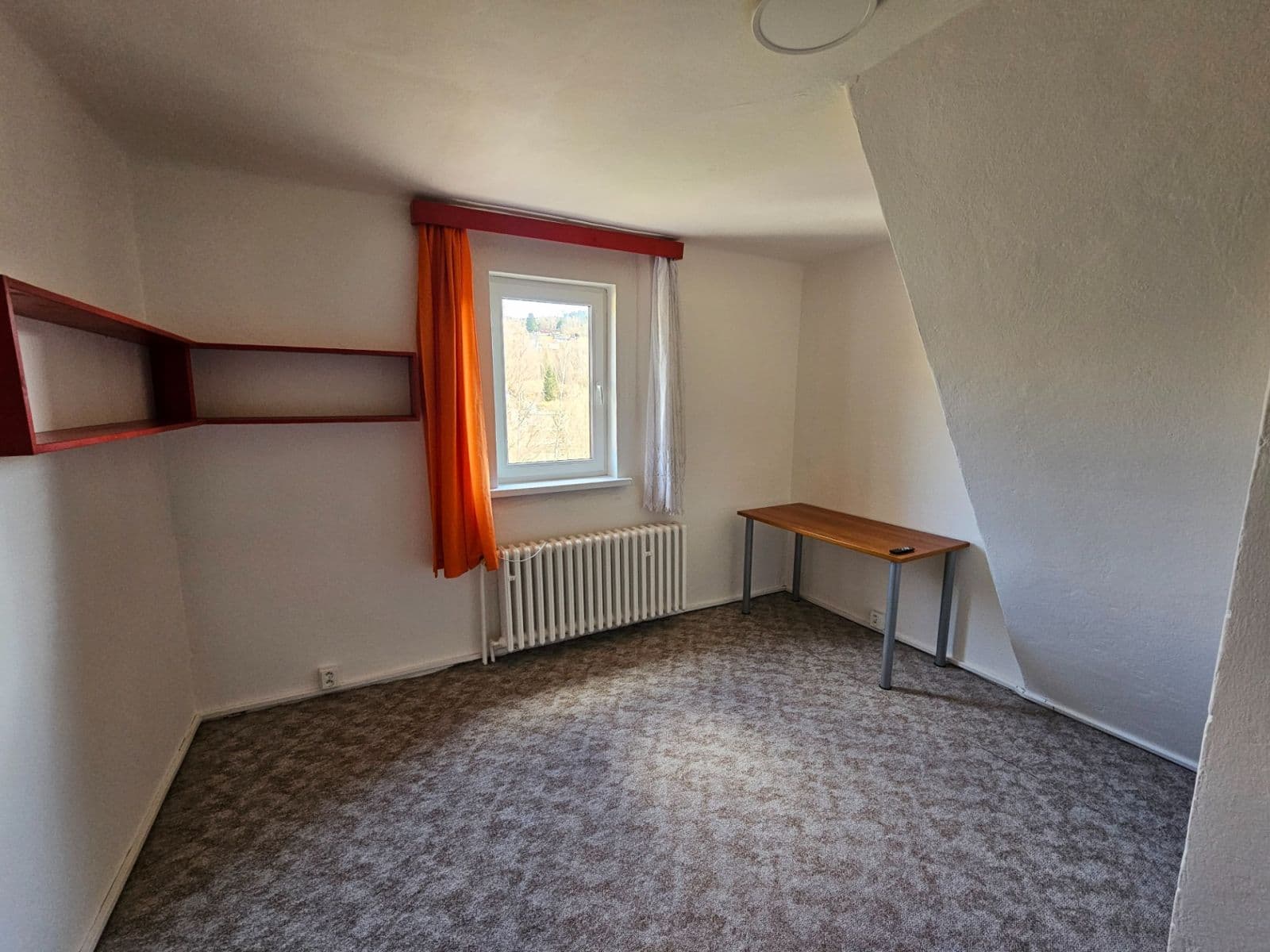4 bedroom flat to rent, 85 m², Na Zvonku, Liberec, Liberecký Region 4 bedroom flat to rent, 85 m², Na Zvonku, Liberec, Liberecký Region