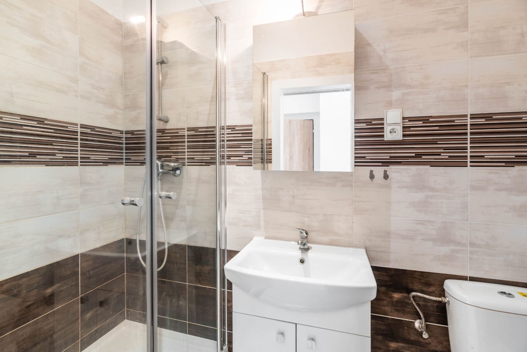 1 bedroom with open-plan kitchen flat for sale, 30 m², Holečkova, Prague, Prague 1 bedroom with open-plan kitchen flat for sale, 30 m², Holečkova, Prague, Prague