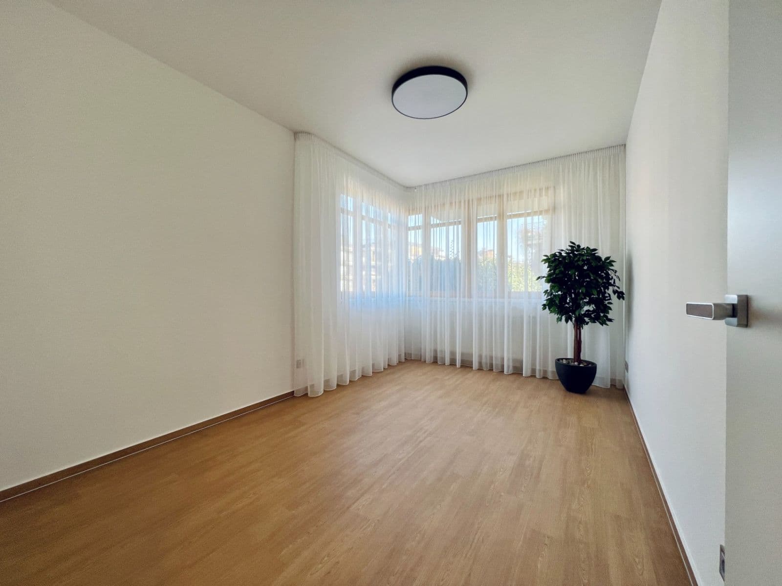2 bedroom with open-plan kitchen flat for sale, 207 m², Na Pomezí, Prague, Prague 2 bedroom with open-plan kitchen flat for sale, 207 m², Na Pomezí, Prague, Prague
