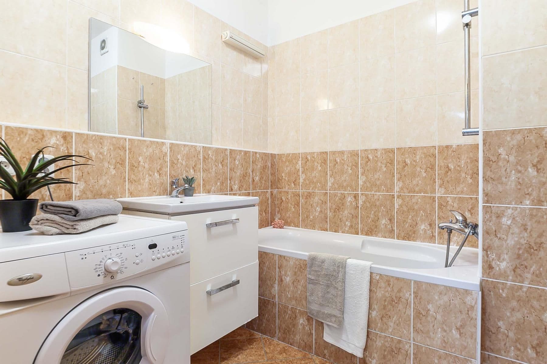 1 bedroom with open-plan kitchen flat for sale, 42 m², Martinická, Prague, Prague 1 bedroom with open-plan kitchen flat for sale, 42 m², Martinická, Prague, Prague