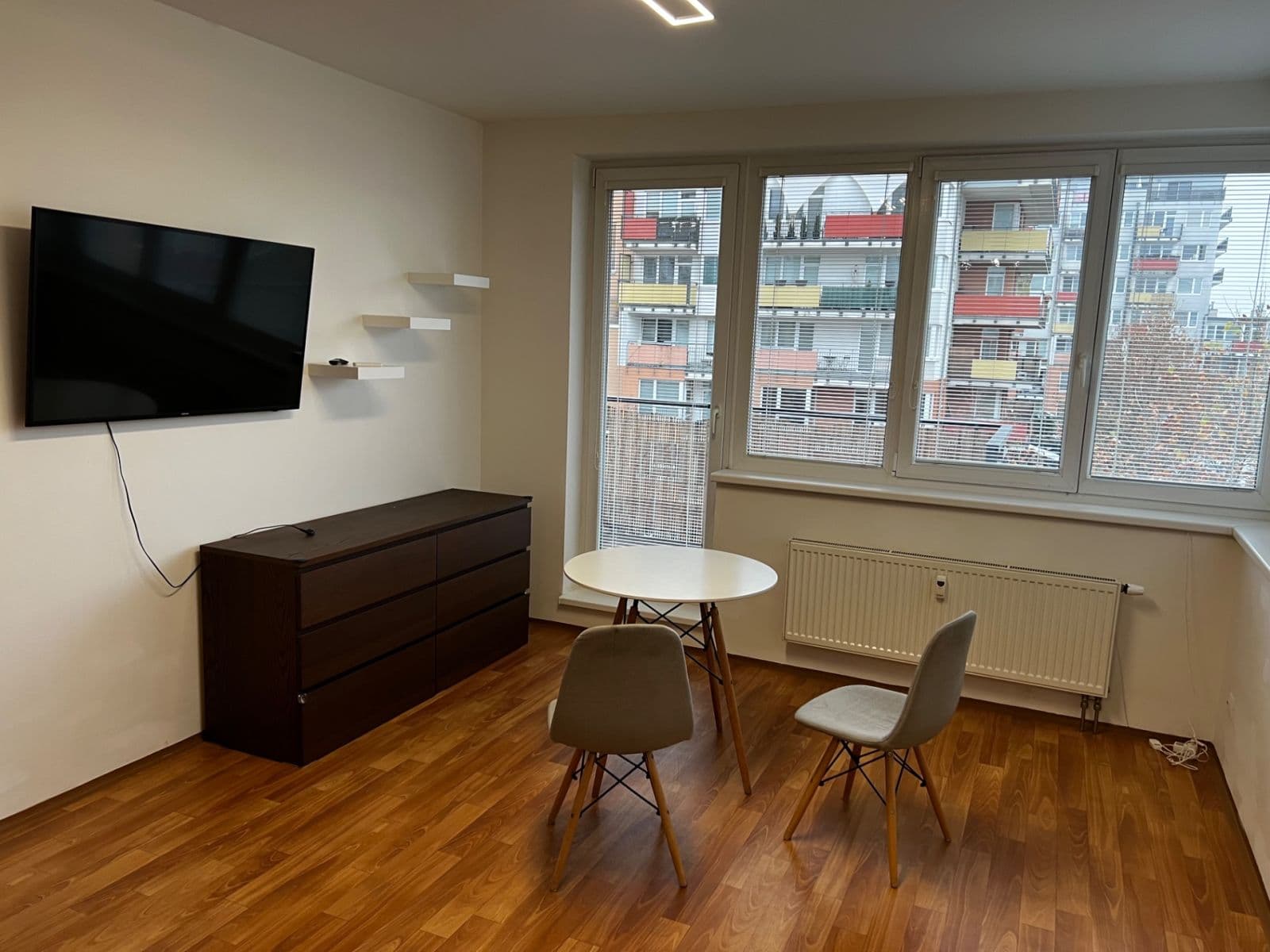 1 bedroom with open-plan kitchen flat to rent, 50 m², Pod Harfou, Prague, Prague 1 bedroom with open-plan kitchen flat to rent, 50 m², Pod Harfou, Prague, Prague
