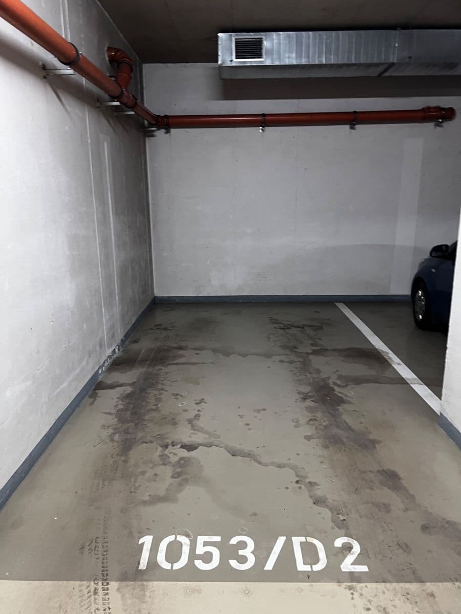 1 bedroom with open-plan kitchen flat to rent, 50 m², Pod Harfou, Prague, Prague 1 bedroom with open-plan kitchen flat to rent, 50 m², Pod Harfou, Prague, Prague