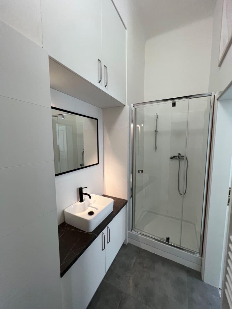 Studio flat to rent, 36 m², Heřmanova, Prague, Prague Studio flat to rent, 36 m², Heřmanova, Prague, Prague