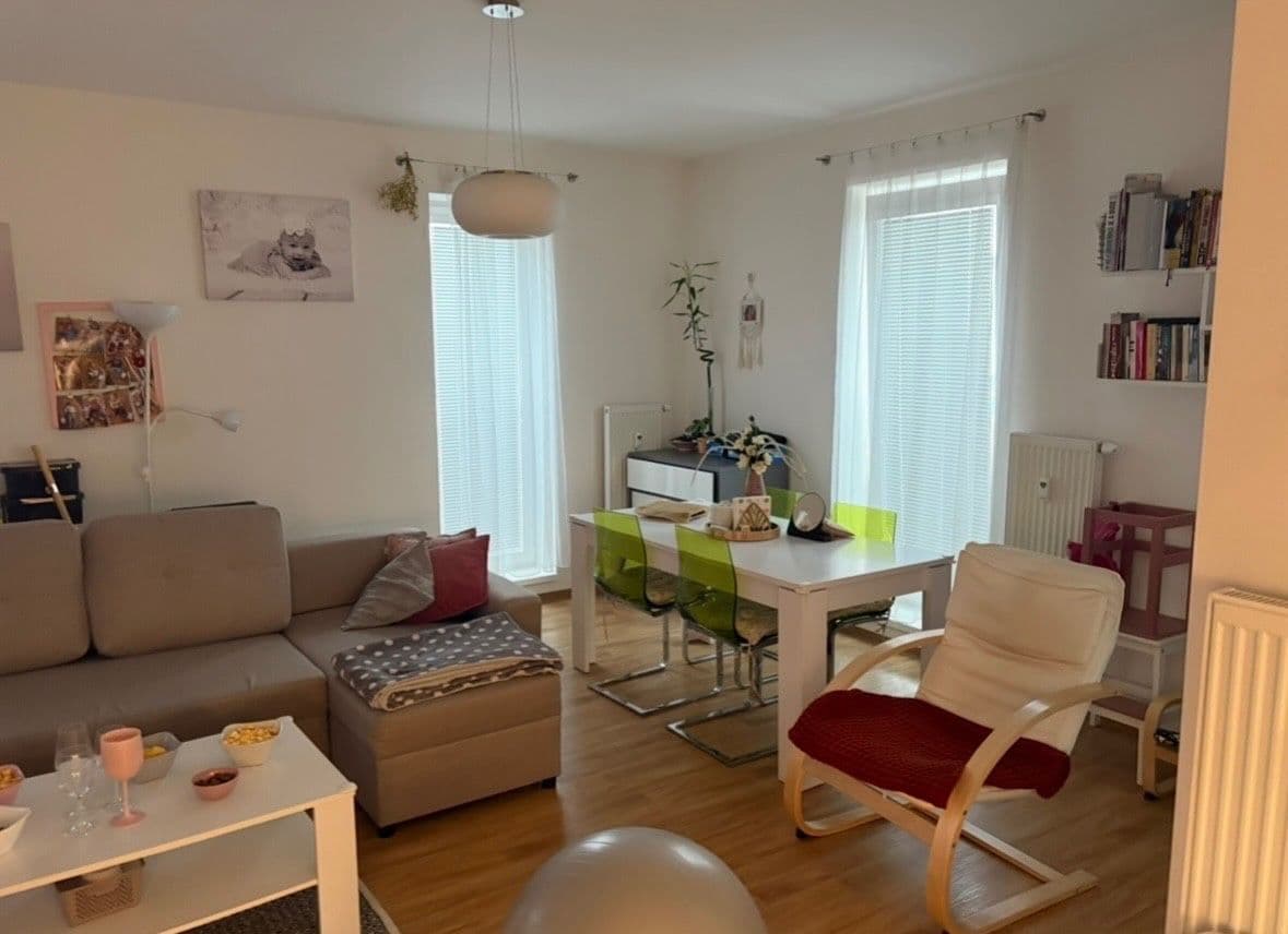 1 bedroom with open-plan kitchen flat to rent, 69 m², Svémyslice, Středočeský Region 1 bedroom with open-plan kitchen flat to rent, 69 m², Svémyslice, Středočeský Region