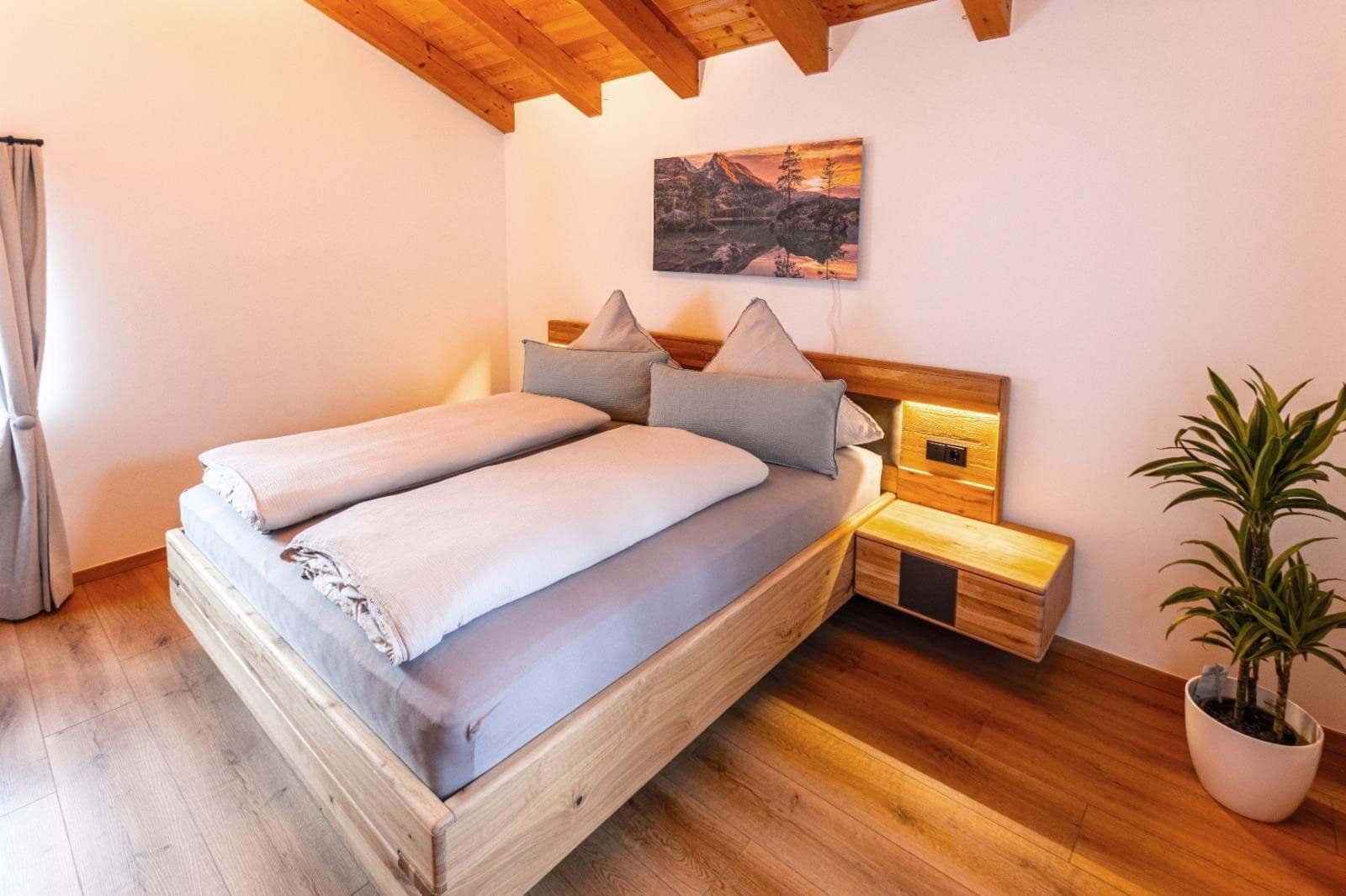 house for sale, 330 m², Berchtesgadener Straße 10, Schneizlreuth OT Weißbach a.d. Alpenstraße, Bavaria house for sale, 330 m², Berchtesgadener Straße 10, Schneizlreuth OT Weißbach a.d. Alpenstraße, Bavaria