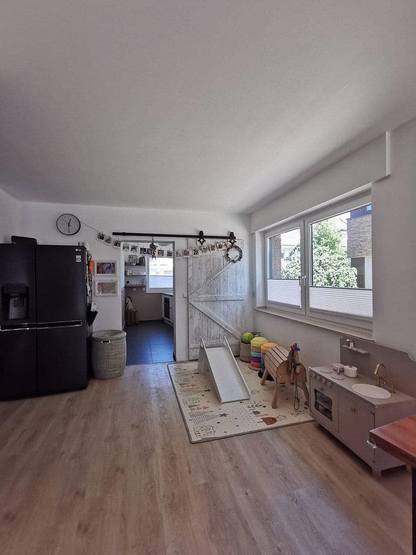 4 bedroom flat for sale, 128 m², Meerbusch, North Rhine-Westphalia 4 bedroom flat for sale, 128 m², Meerbusch, North Rhine-Westphalia
