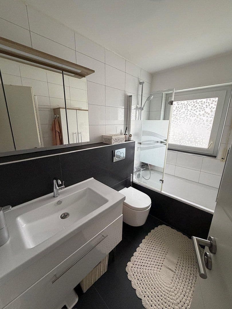 3 bedroom with open-plan kitchen flat to rent, 100 m², Leinfelden-Echterdingen, Baden-Württemberg 3 bedroom with open-plan kitchen flat to rent, 100 m², Leinfelden-Echterdingen, Baden-Württemberg