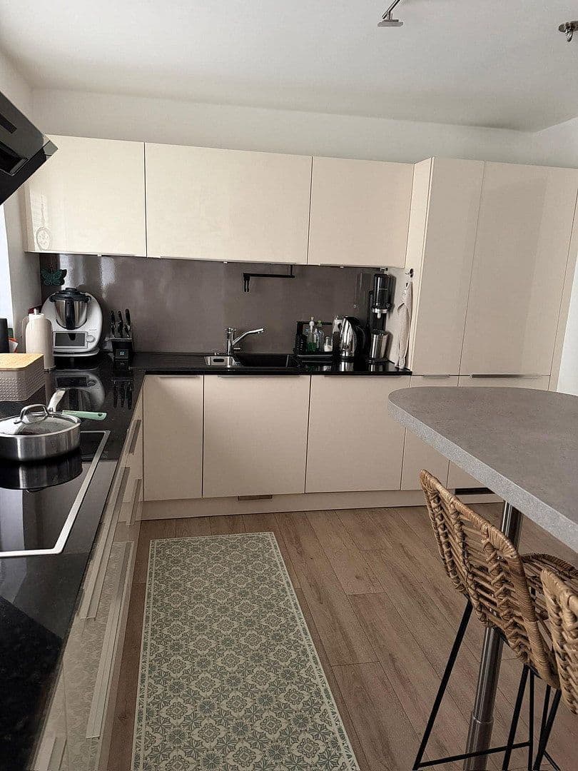 3 bedroom with open-plan kitchen flat to rent, 100 m², Leinfelden-Echterdingen, Baden-Württemberg 3 bedroom with open-plan kitchen flat to rent, 100 m², Leinfelden-Echterdingen, Baden-Württemberg