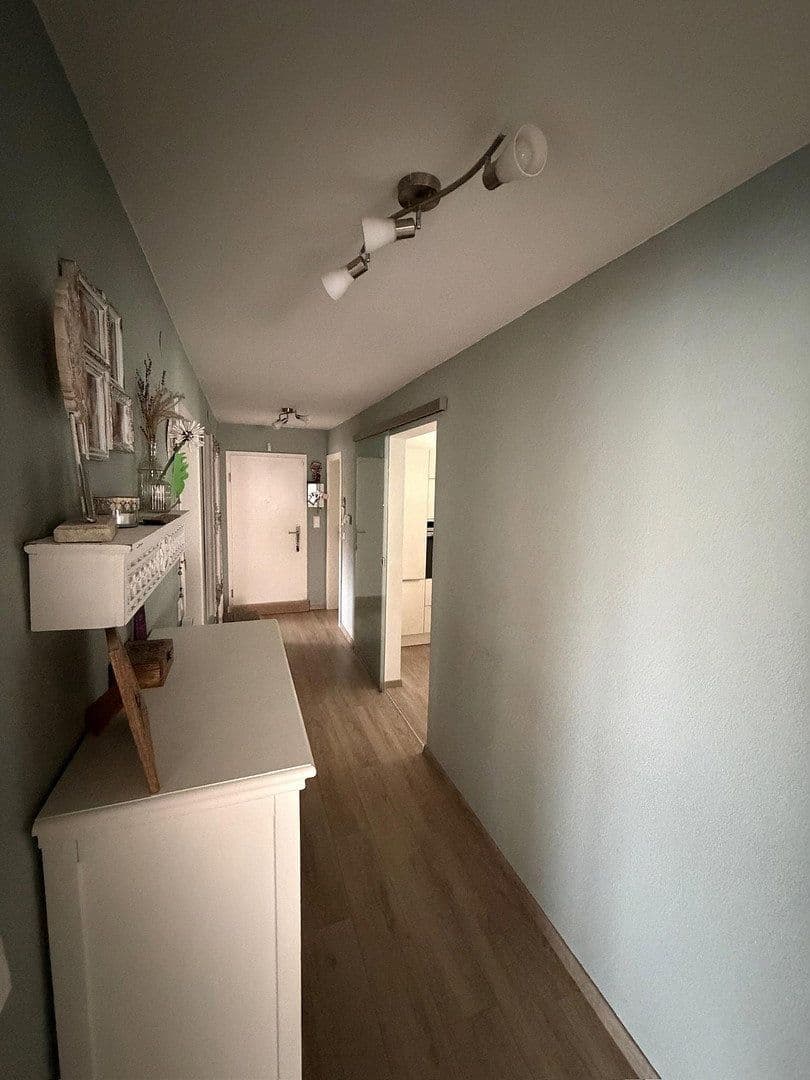3 bedroom with open-plan kitchen flat to rent, 100 m², Leinfelden-Echterdingen, Baden-Württemberg 3 bedroom with open-plan kitchen flat to rent, 100 m², Leinfelden-Echterdingen, Baden-Württemberg