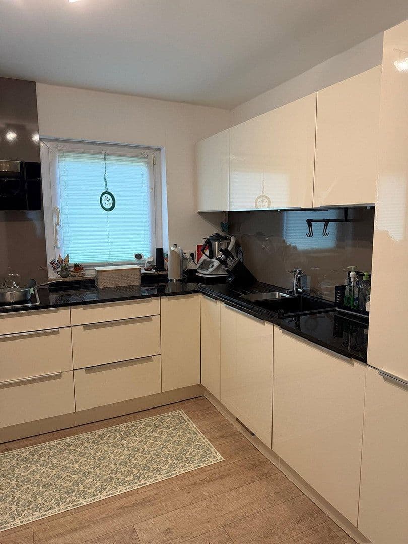 3 bedroom with open-plan kitchen flat to rent, 100 m², Leinfelden-Echterdingen, Baden-Württemberg 3 bedroom with open-plan kitchen flat to rent, 100 m², Leinfelden-Echterdingen, Baden-Württemberg