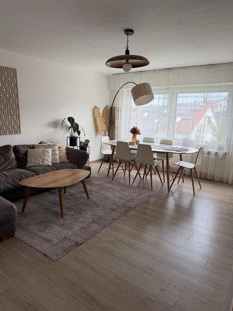 3 bedroom with open-plan kitchen flat to rent, 100 m², Leinfelden-Echterdingen, Baden-Württemberg 3 bedroom with open-plan kitchen flat to rent, 100 m², Leinfelden-Echterdingen, Baden-Württemberg