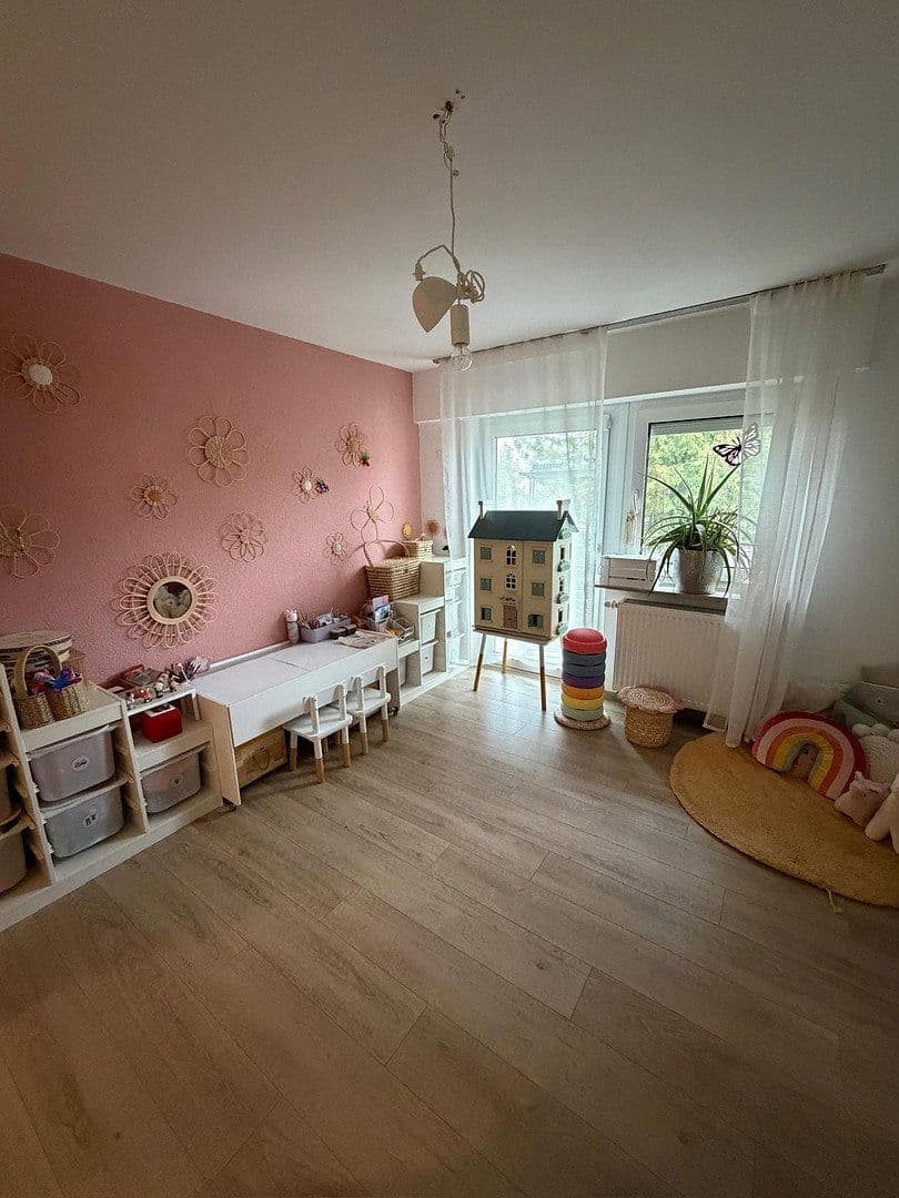 3 bedroom with open-plan kitchen flat to rent, 100 m², Leinfelden-Echterdingen, Baden-Württemberg 3 bedroom with open-plan kitchen flat to rent, 100 m², Leinfelden-Echterdingen, Baden-Württemberg