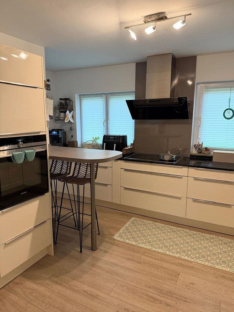 3 bedroom with open-plan kitchen flat to rent, 100 m², Leinfelden-Echterdingen, Baden-Württemberg 3 bedroom with open-plan kitchen flat to rent, 100 m², Leinfelden-Echterdingen, Baden-Württemberg