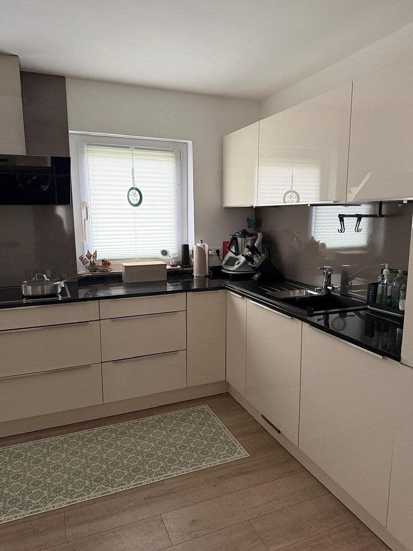 3 bedroom with open-plan kitchen flat to rent, 100 m², Leinfelden-Echterdingen, Baden-Württemberg 3 bedroom with open-plan kitchen flat to rent, 100 m², Leinfelden-Echterdingen, Baden-Württemberg
