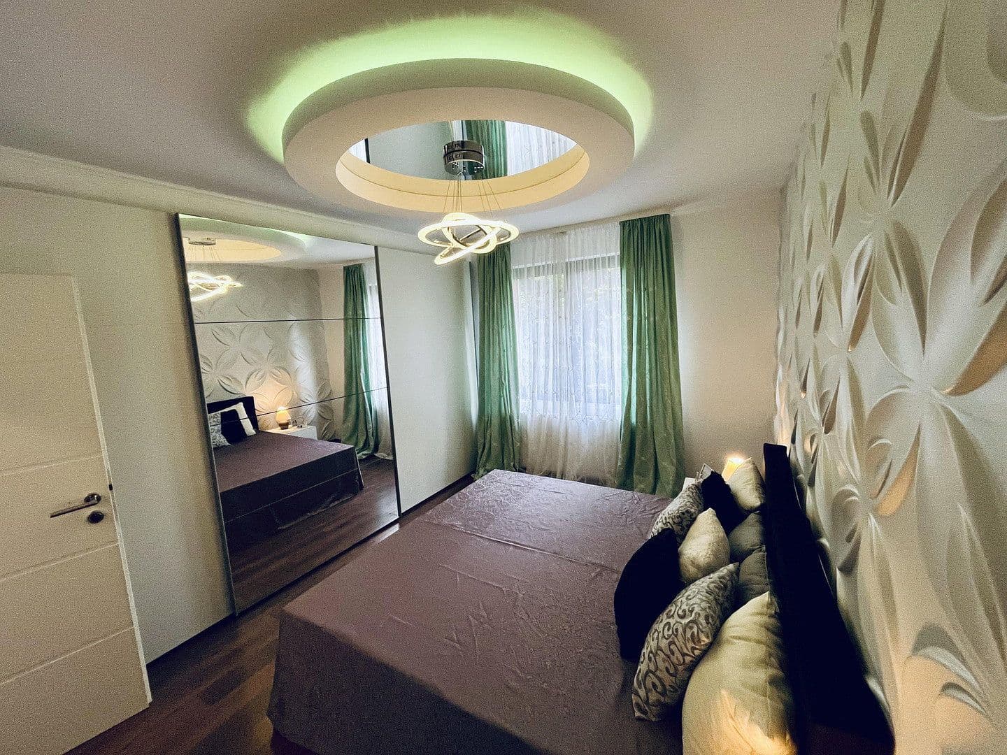2 bedroom with open-plan kitchen flat for sale, 75 m², Oberhausen, North Rhine-Westphalia 2 bedroom with open-plan kitchen flat for sale, 75 m², Oberhausen, North Rhine-Westphalia