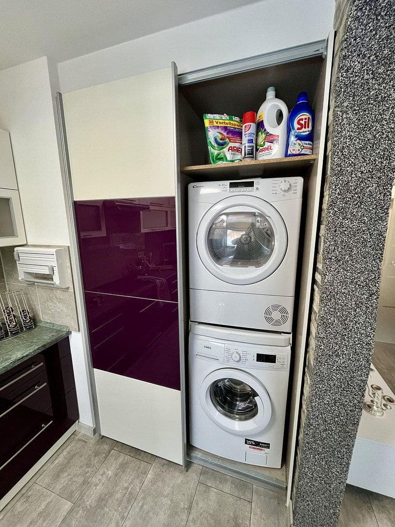 2 bedroom with open-plan kitchen flat for sale, 75 m², Oberhausen, North Rhine-Westphalia 2 bedroom with open-plan kitchen flat for sale, 75 m², Oberhausen, North Rhine-Westphalia