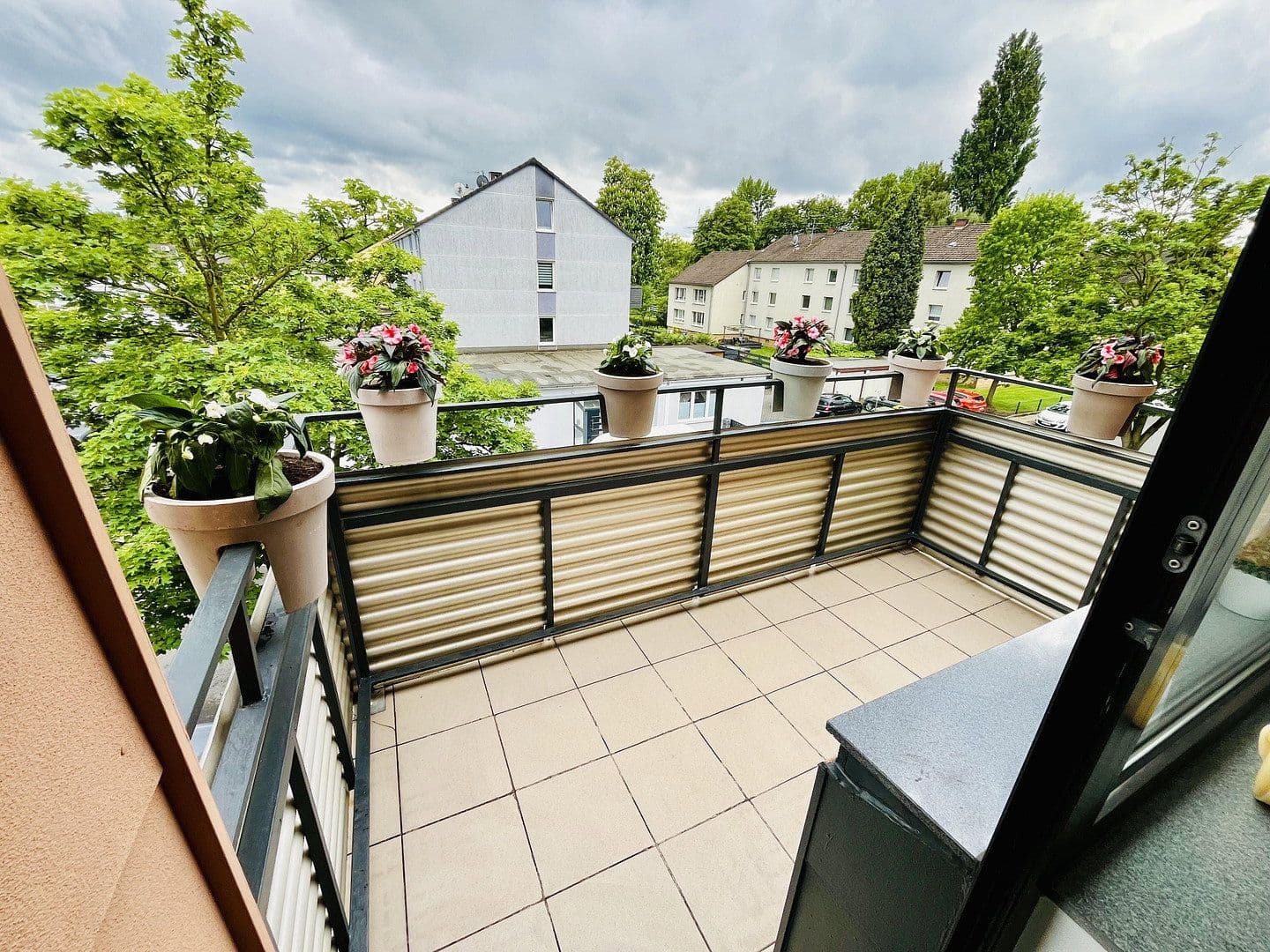 2 bedroom with open-plan kitchen flat for sale, 75 m², Oberhausen, North Rhine-Westphalia 2 bedroom with open-plan kitchen flat for sale, 75 m², Oberhausen, North Rhine-Westphalia