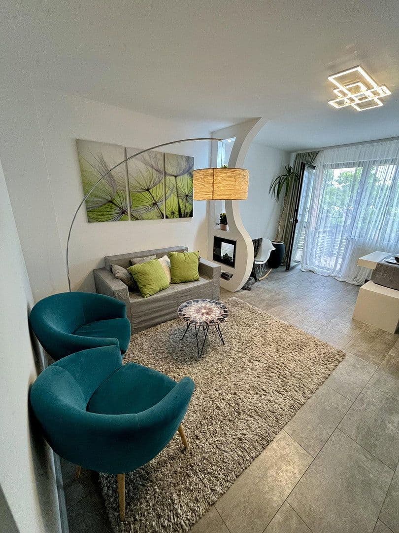 2 bedroom with open-plan kitchen flat for sale, 75 m², Oberhausen, North Rhine-Westphalia 2 bedroom with open-plan kitchen flat for sale, 75 m², Oberhausen, North Rhine-Westphalia