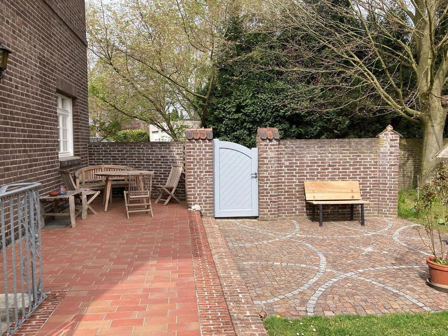 house for sale, 330 m², Brüggener Str. 38,, Brüggen, North Rhine-Westphalia house for sale, 330 m², Brüggener Str. 38,, Brüggen, North Rhine-Westphalia