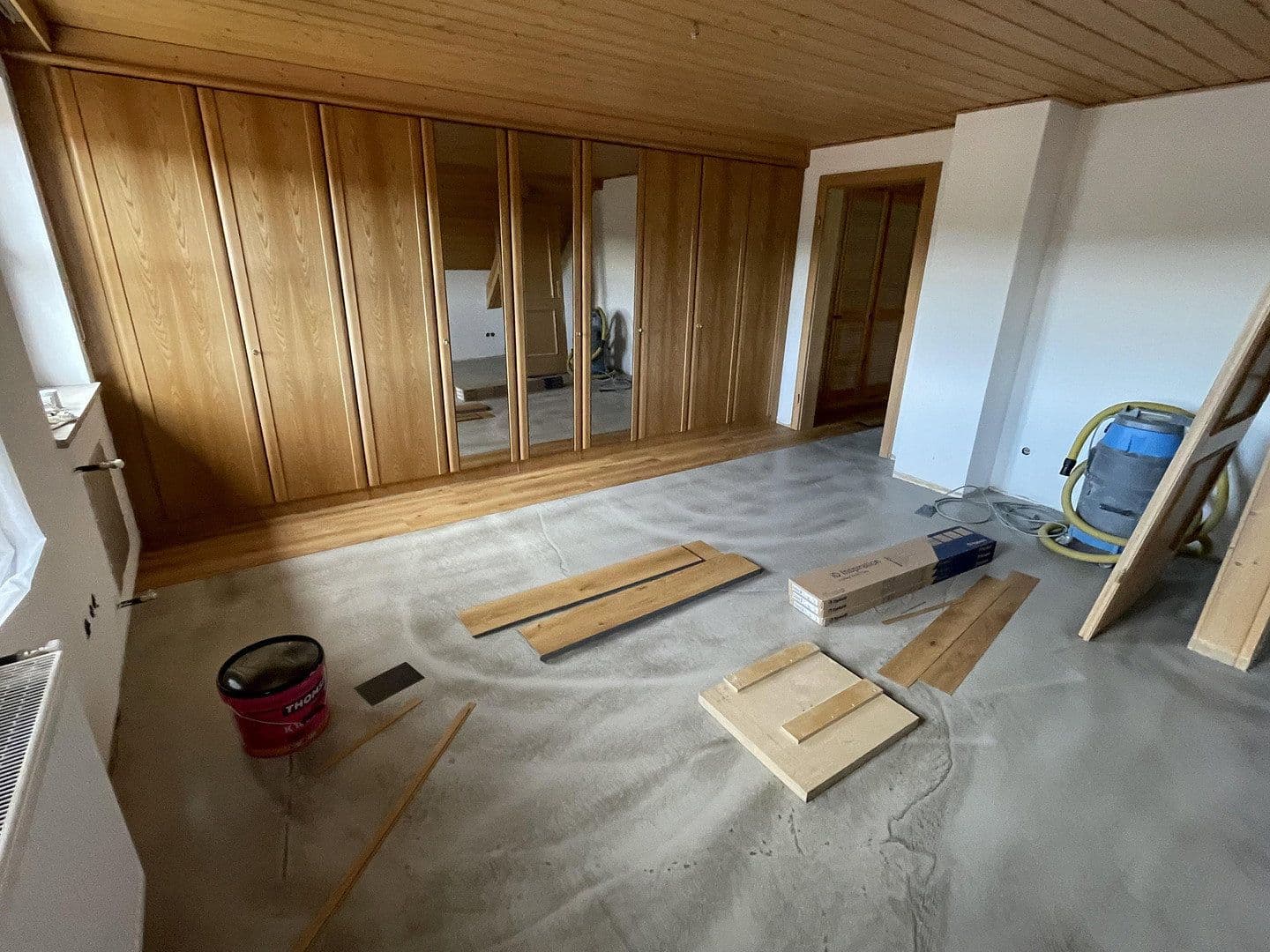 3 bedroom with open-plan kitchen flat to rent, 141 m², Regenstauf, Bavaria 3 bedroom with open-plan kitchen flat to rent, 141 m², Regenstauf, Bavaria