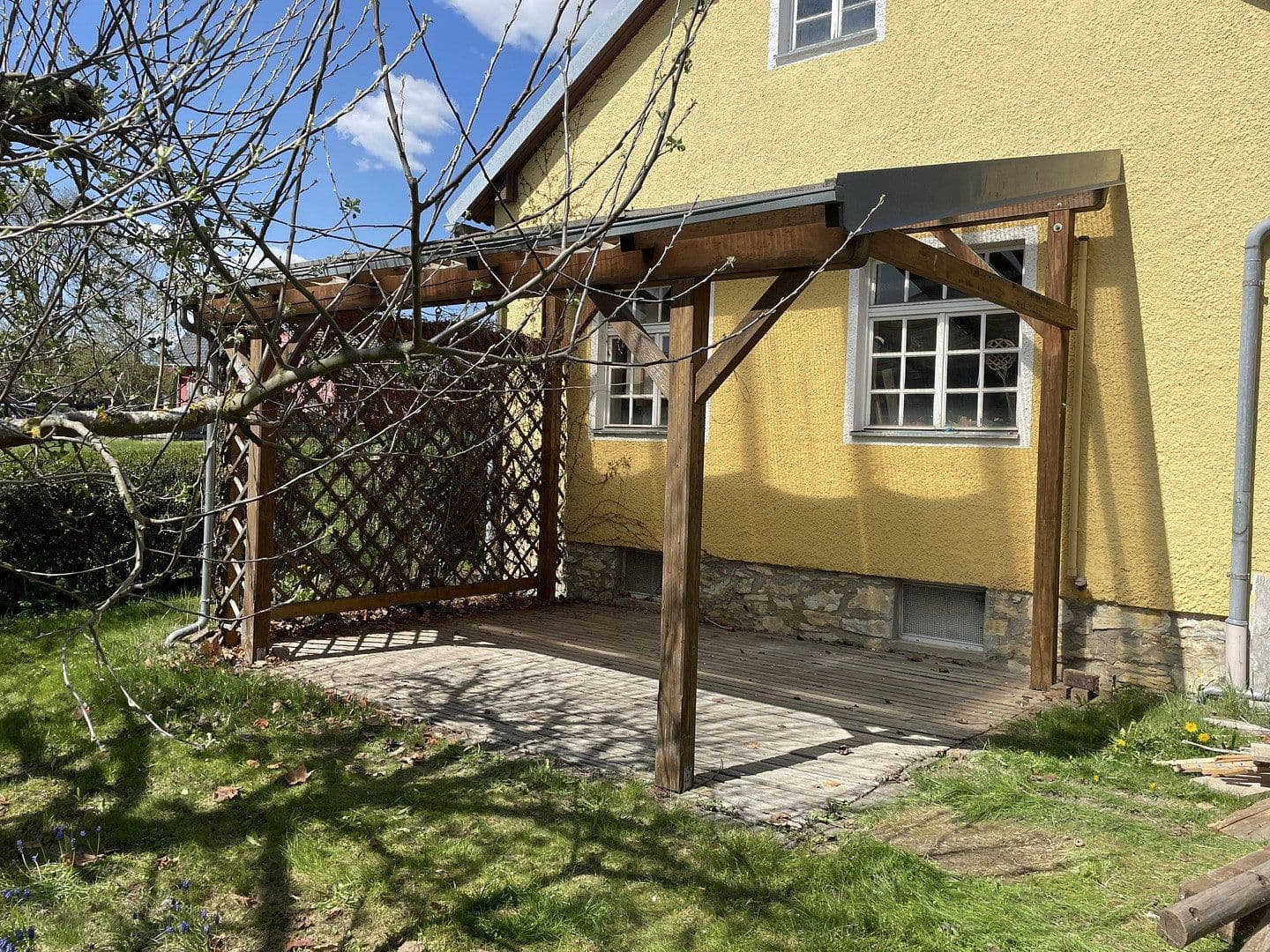 3 bedroom with open-plan kitchen flat to rent, 141 m², Regenstauf, Bavaria 3 bedroom with open-plan kitchen flat to rent, 141 m², Regenstauf, Bavaria