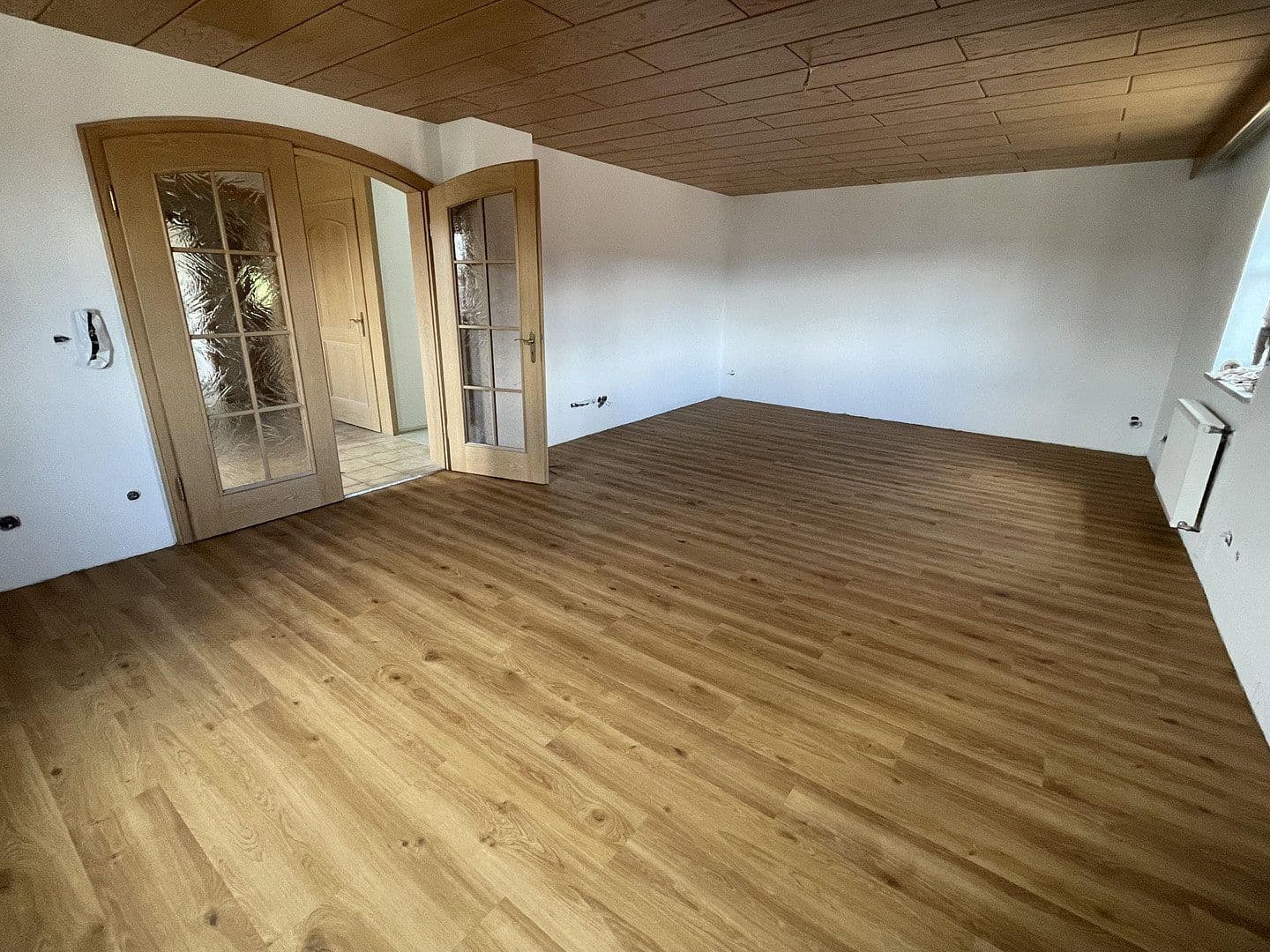 3 bedroom with open-plan kitchen flat to rent, 141 m², Regenstauf, Bavaria 3 bedroom with open-plan kitchen flat to rent, 141 m², Regenstauf, Bavaria