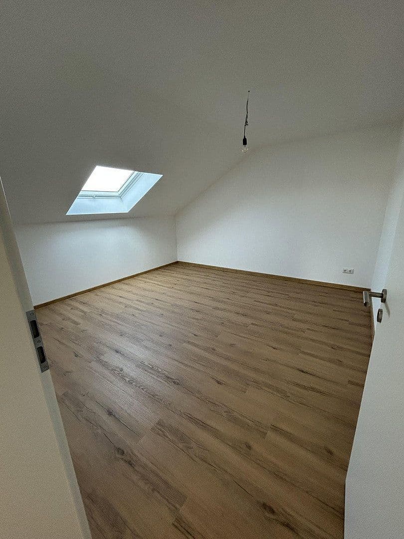 2 bedroom with open-plan kitchen flat to rent, 82 m², Wettenberg, Hesse 2 bedroom with open-plan kitchen flat to rent, 82 m², Wettenberg, Hesse