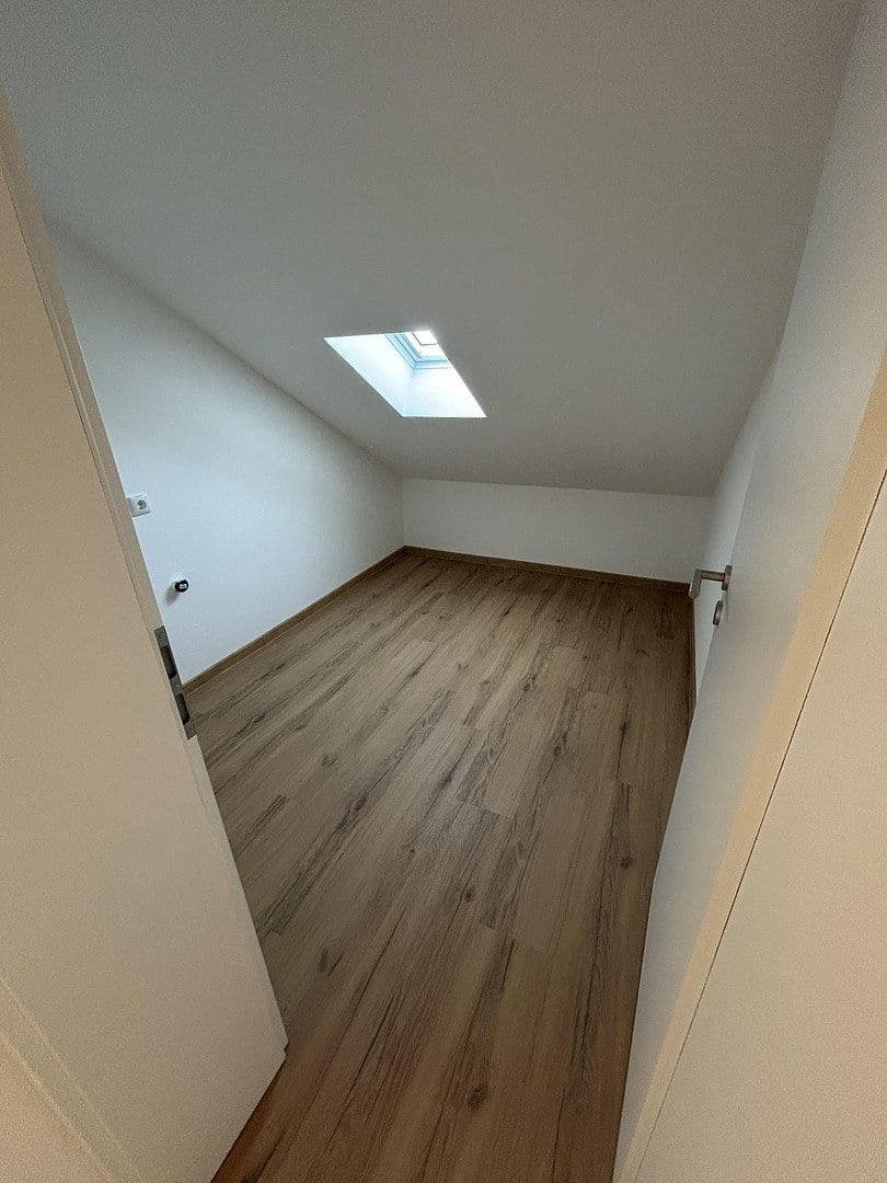 2 bedroom with open-plan kitchen flat to rent, 82 m², Wettenberg, Hesse 2 bedroom with open-plan kitchen flat to rent, 82 m², Wettenberg, Hesse