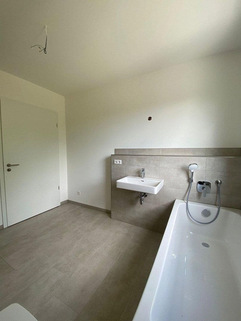 2 bedroom with open-plan kitchen flat for sale, 120 m², Haiterbach, Baden-Württemberg 2 bedroom with open-plan kitchen flat for sale, 120 m², Haiterbach, Baden-Württemberg