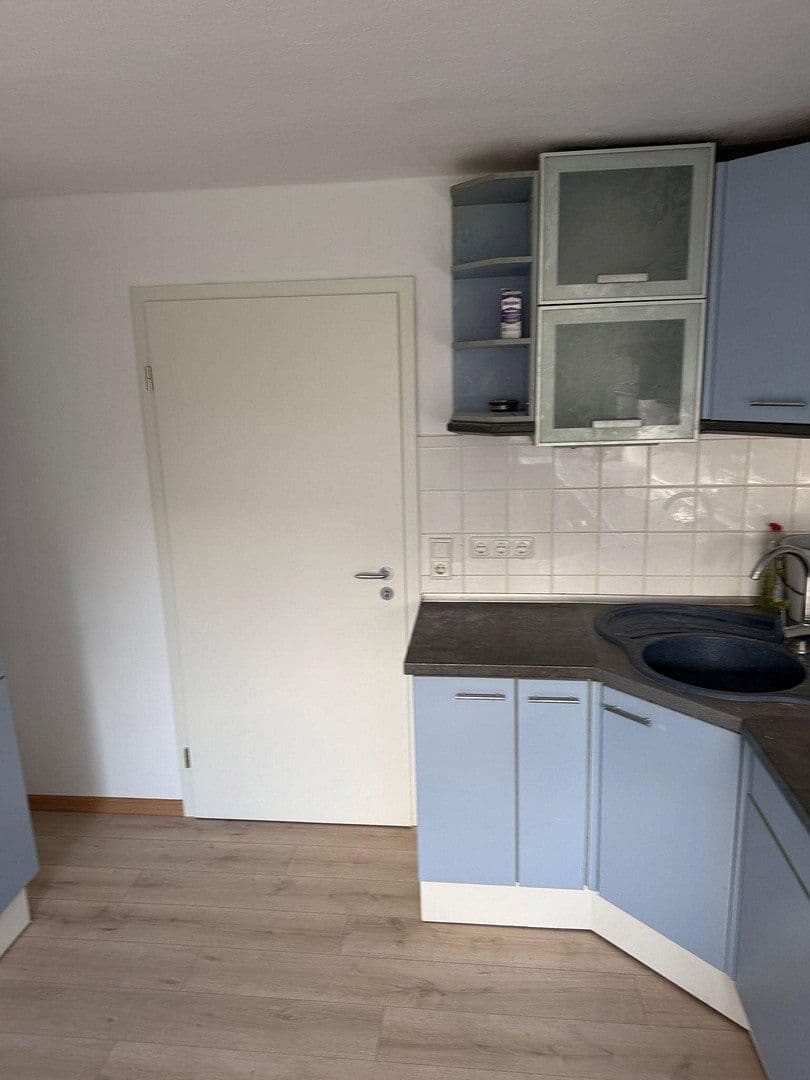 3 bedroom flat to rent, 70 m², Am Stadtgarten, Königswinter, North Rhine-Westphalia 3 bedroom flat to rent, 70 m², Am Stadtgarten, Königswinter, North Rhine-Westphalia