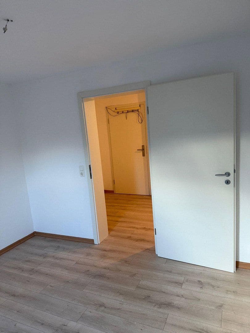 3 bedroom flat to rent, 70 m², Am Stadtgarten, Königswinter, North Rhine-Westphalia 3 bedroom flat to rent, 70 m², Am Stadtgarten, Königswinter, North Rhine-Westphalia