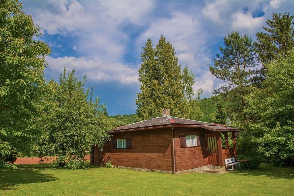 recreational property to rent, 0 m², Čtyřkoly, Středočeský Region recreational property to rent, 0 m², Čtyřkoly, Středočeský Region