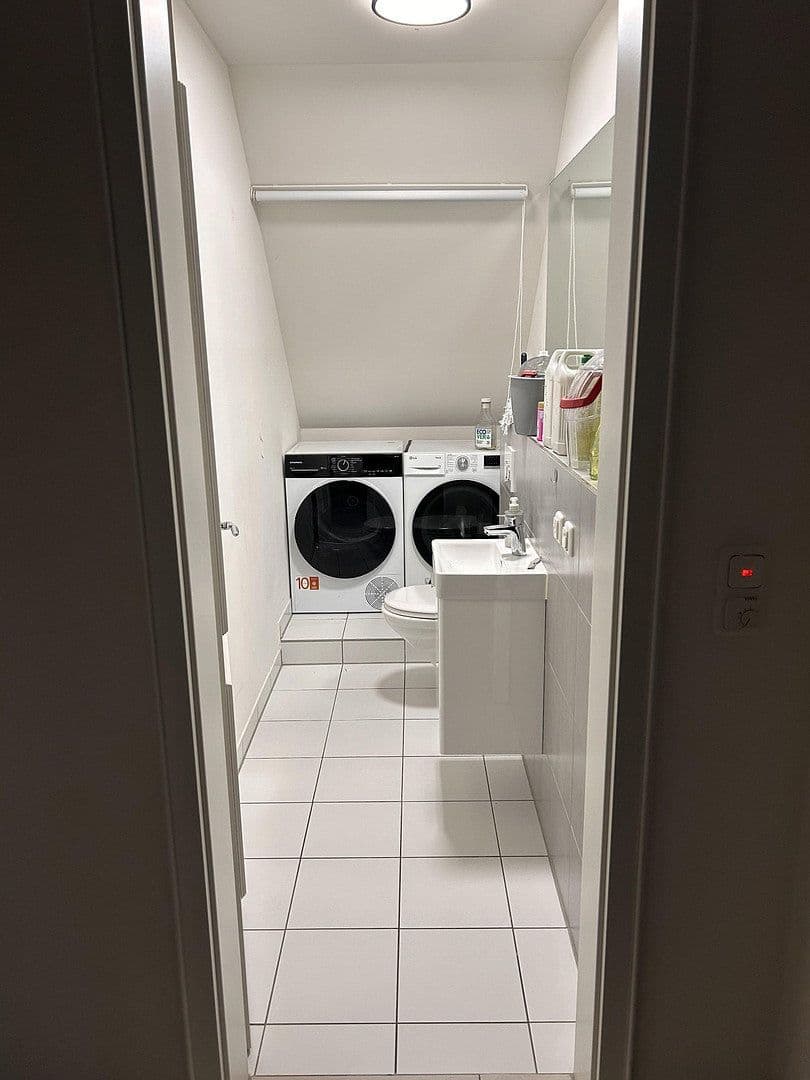 2 bedroom with open-plan kitchen flat to rent, 135 m², Fahltsweide, 3, Rellingen, Schleswig-Holstein 2 bedroom with open-plan kitchen flat to rent, 135 m², Fahltsweide, 3, Rellingen, Schleswig-Holstein